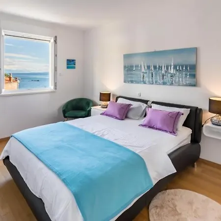 Apartment In With Sea View, Balcony, Air Conditioning, Wifi 5141-1 Split