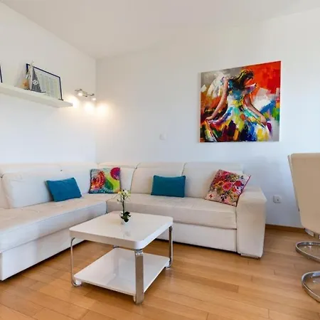 Apartment In With Sea View, Balcony, Air Conditioning, Wifi 5141-1