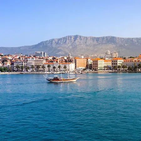 Apartment In With Sea View, Balcony, Air Conditioning, Wifi 5141-1