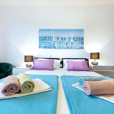 In With Sea View, Balcony, Air Conditioning, Wifi 5141-1 Apartment *