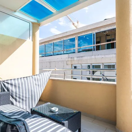 In Near With Balcony, Air Conditioning, Wifi 5141-1 Διαμέρισμα *