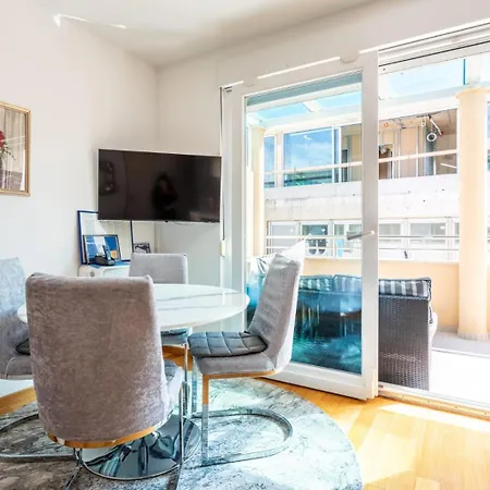 Apartment In Near With Balcony, Air Conditioning, Wifi 5141-1