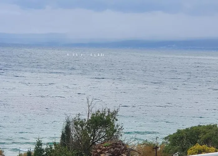 In Near With Balcony, Air Conditioning, Wifi 5141-1