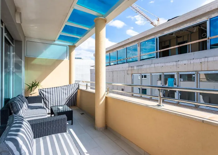 In Near With Balcony, Air Conditioning, Wifi 5141-1 *