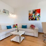 Apartman In Near With Balcony, Air Conditioning, Wifi 5141-1