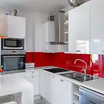 In Near With Balcony, Air Conditioning, Wifi 5141-1 Split